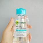 manfaat garnier micellar water biru
